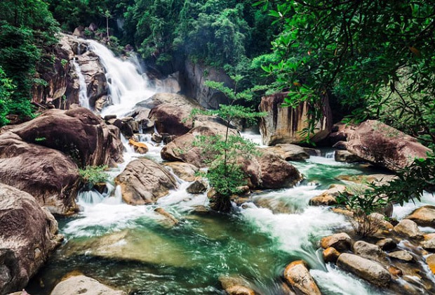 Khu du lịch sinh thái Thác Bà