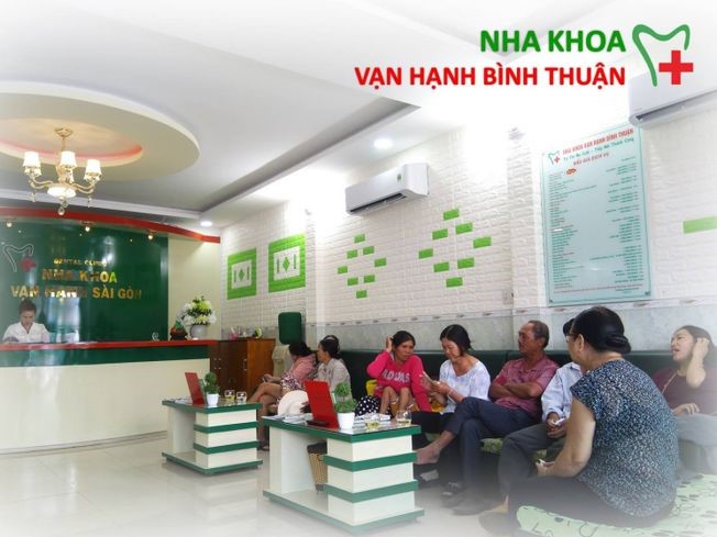 Nha Khoa Vạn Hạnh Bình Thuận